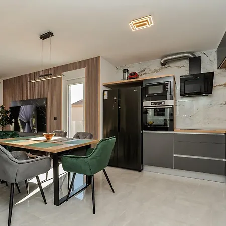 Apartman La E Bella